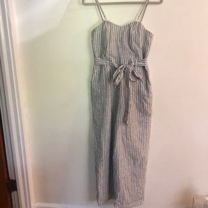 American Eagle size M stripped jumpsuit✨